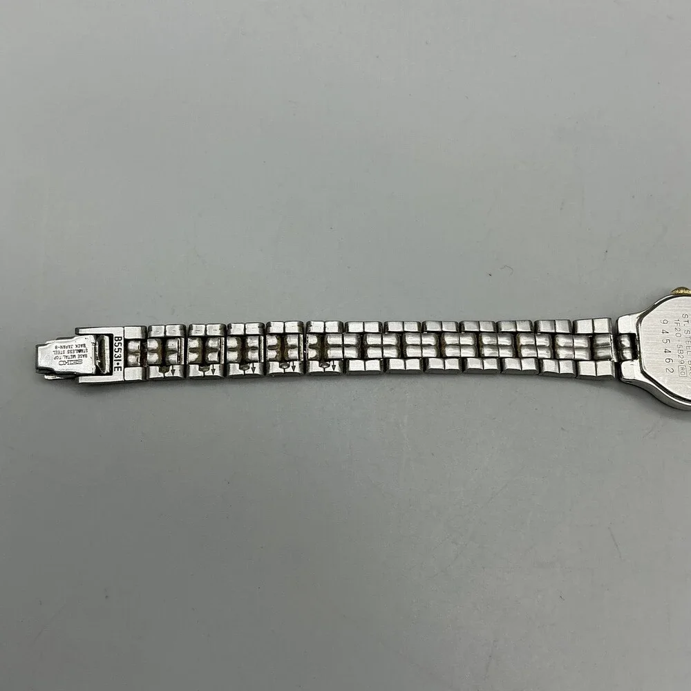 Vintage Seiko Womens Watch 17mm Oval Two Tone Band 1F20-5B2 New Battery 6.75